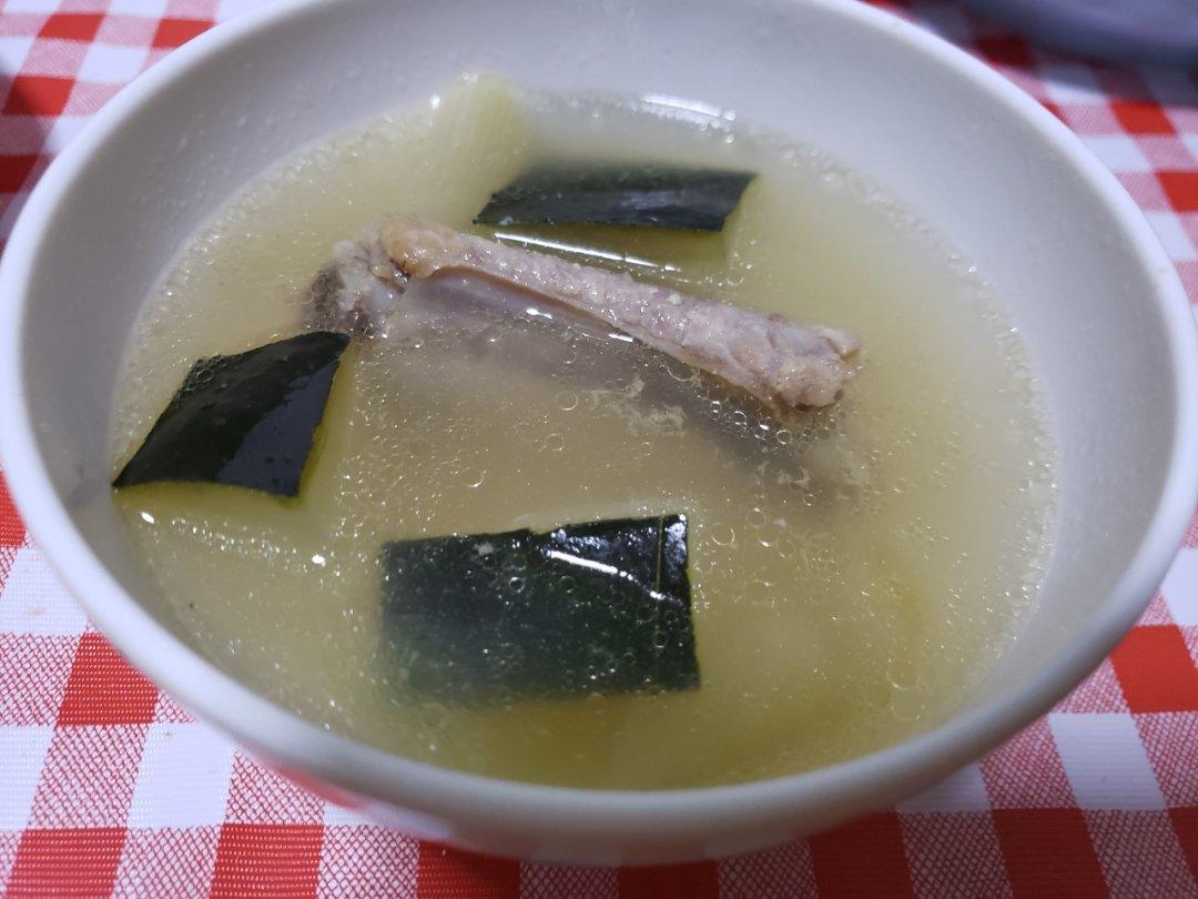 超超超简单的冬瓜排骨汤（电饭煲）