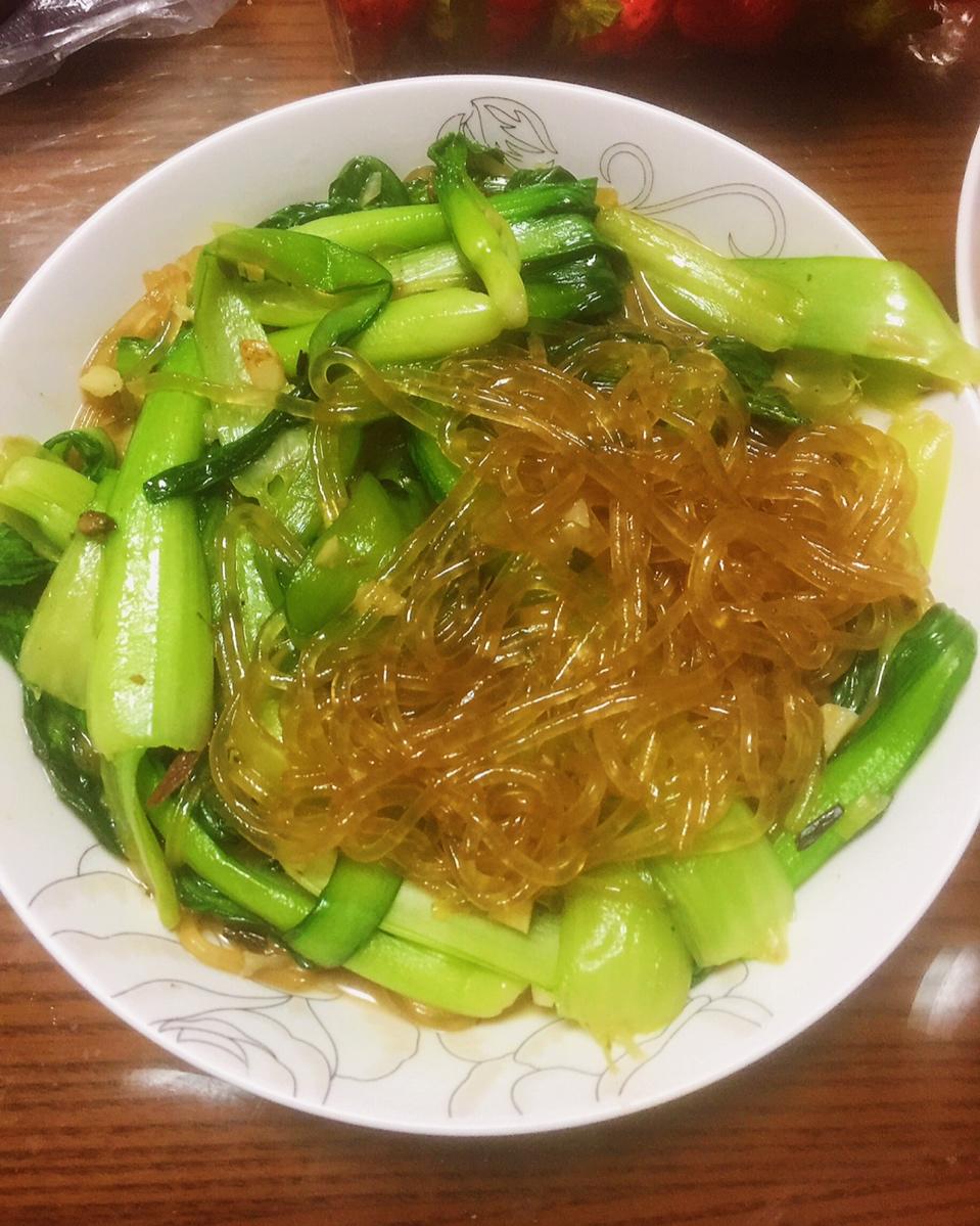 油菜炒粉条