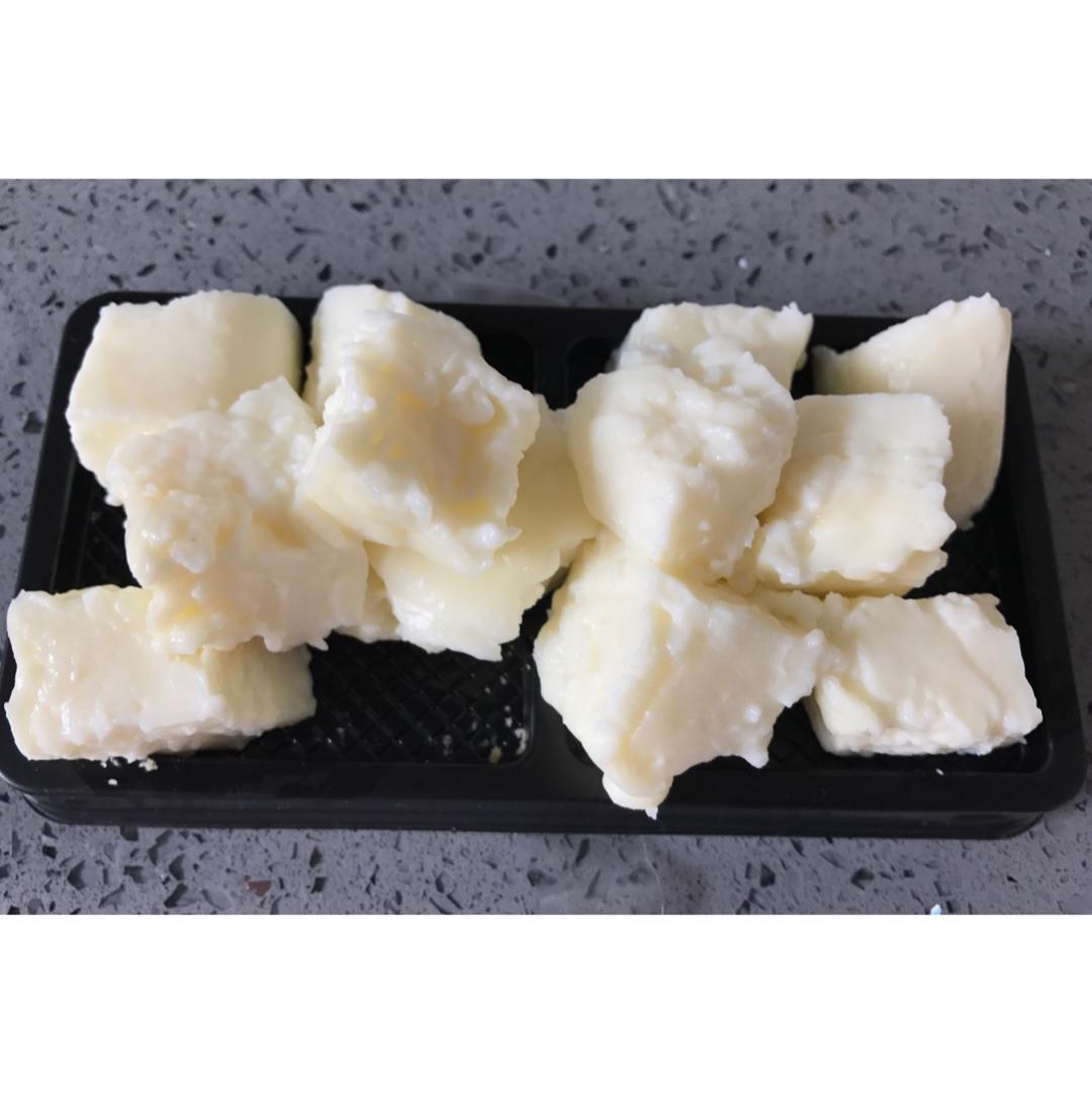 完胜85度C牛奶椰丝小方