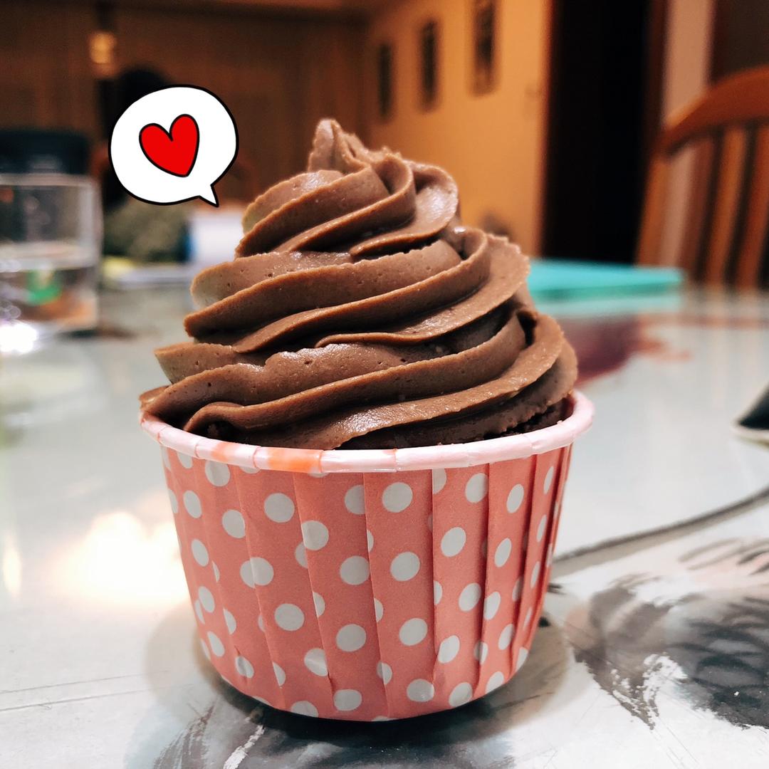 乳酪可可风味杯子蛋糕