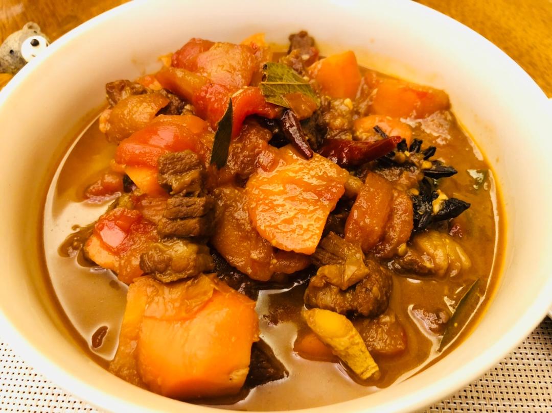 番茄炖带骨牛腩—Staub珐琅铸铁锅