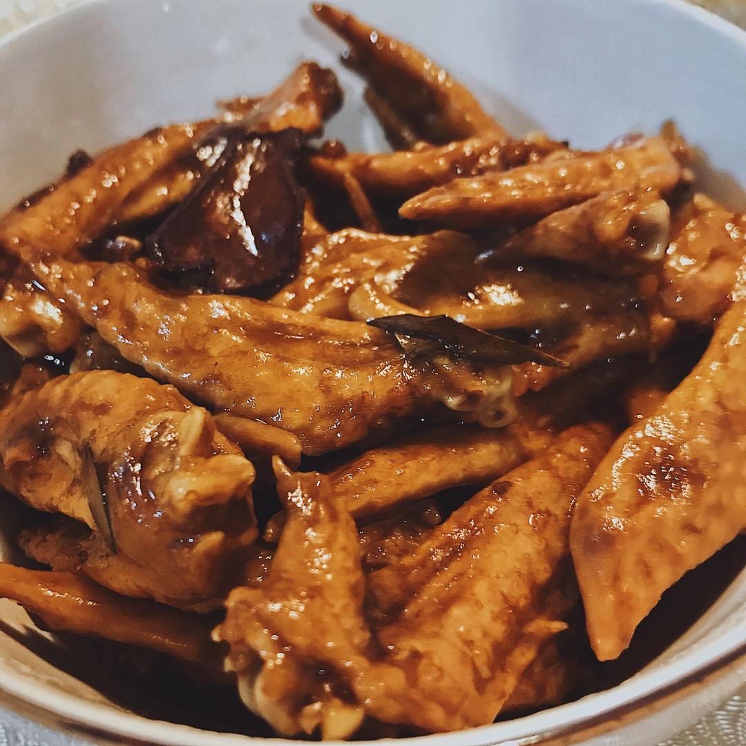 追剧零食&下酒菜【绝味】卤鸡翅尖的做法