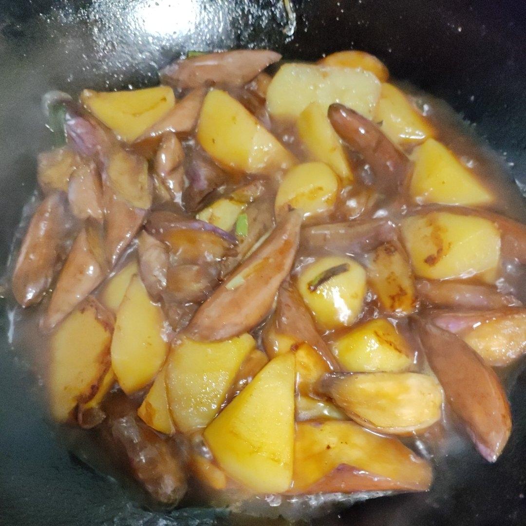 【超下饭】土豆炖茄子