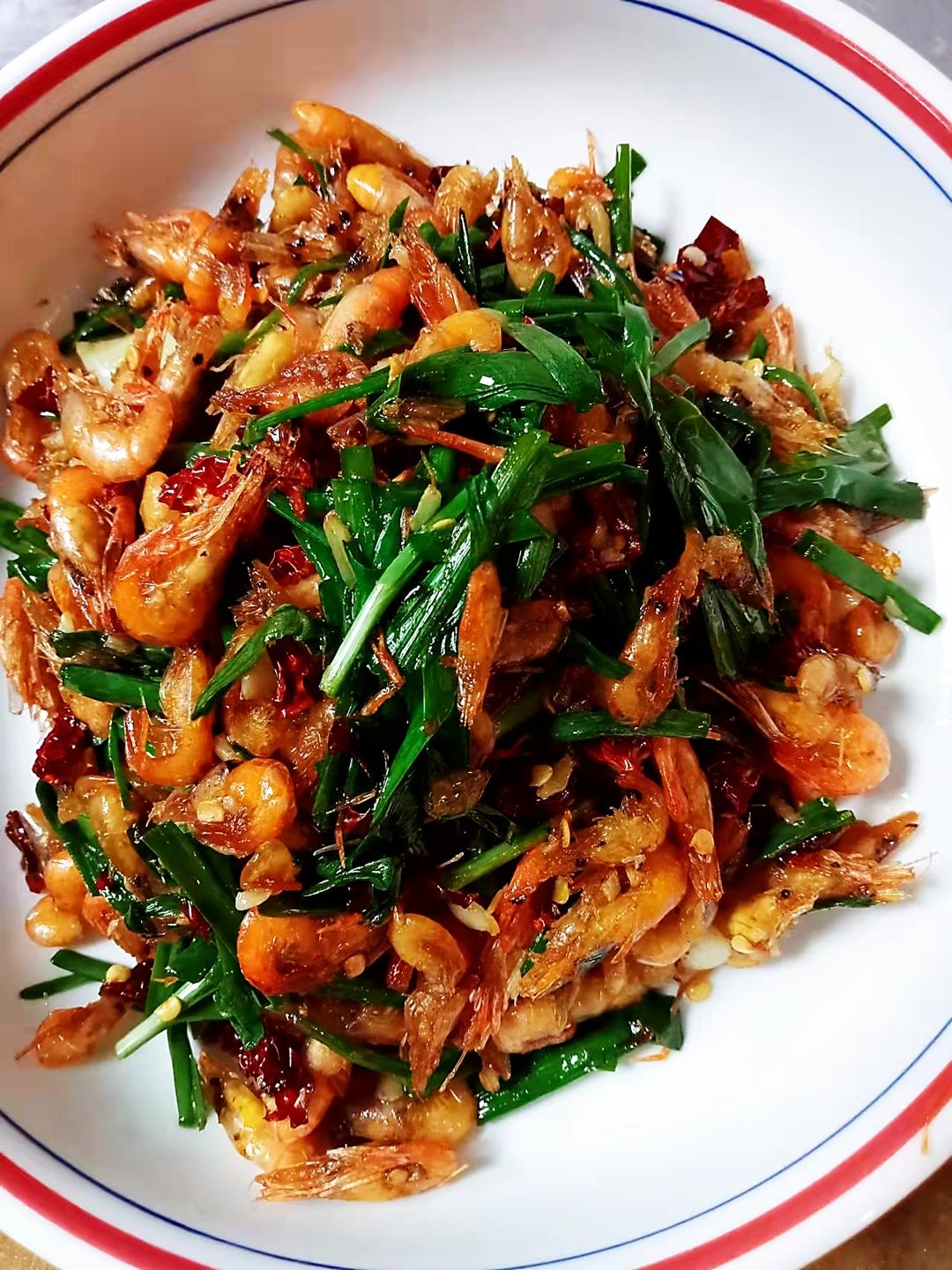 补钙又补肾的韭菜炒河虾的做法