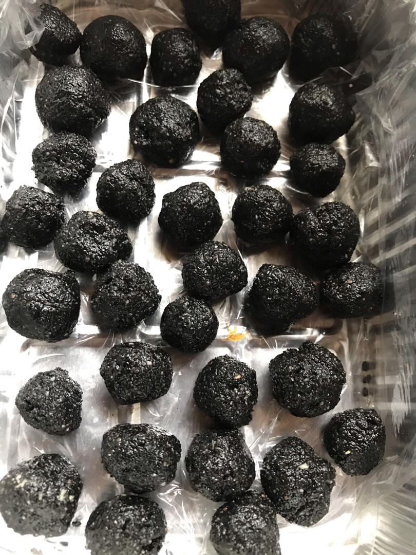 粉西西做的超级香的黑芝麻馅