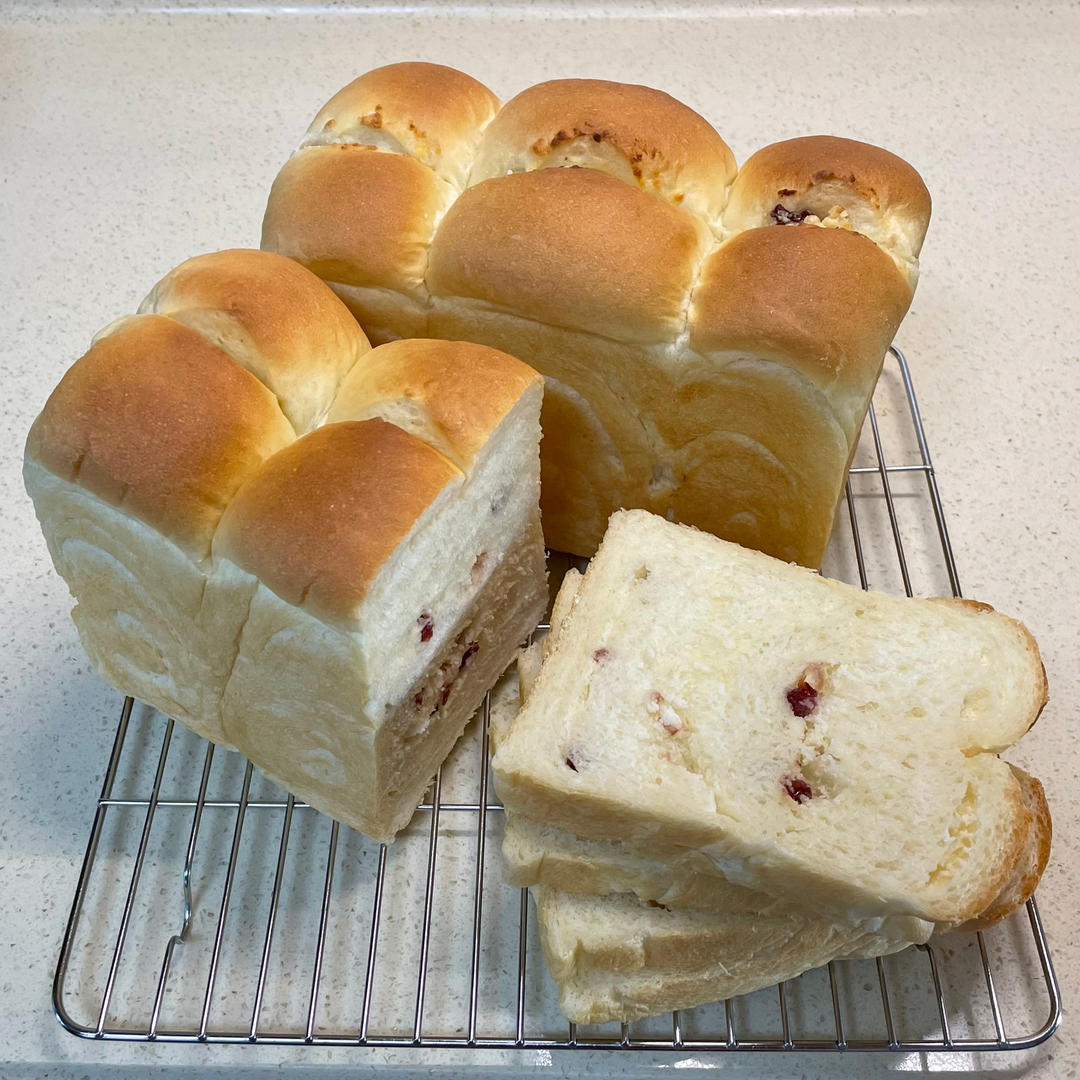 我认为最好吃的吐司🍞重磅奶油奶酪吐司（内含奶油奶酪馅料制作方法）