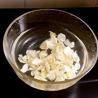 银耳莲子百合小米粥的做法 步骤3