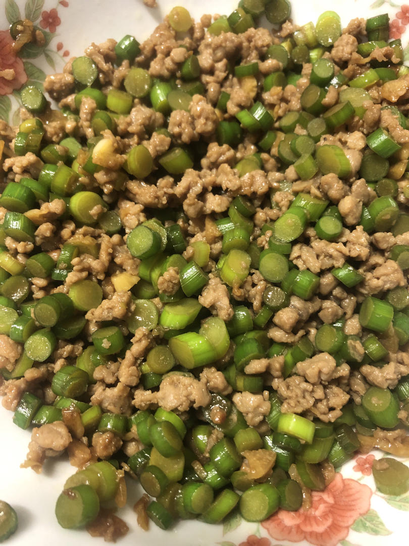 超级下饭的蒜苗肉末