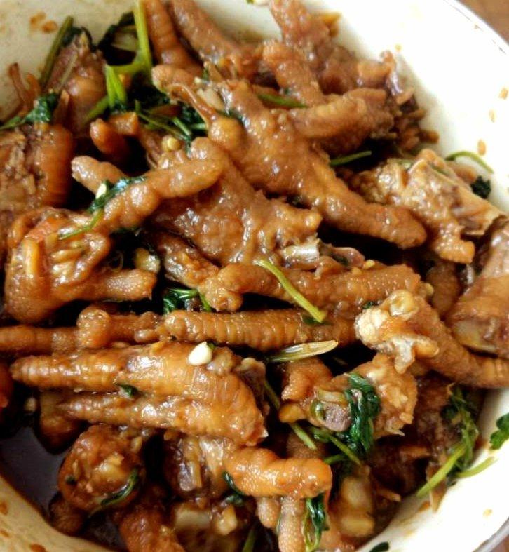 停不下来的秘制凉拌鸡爪