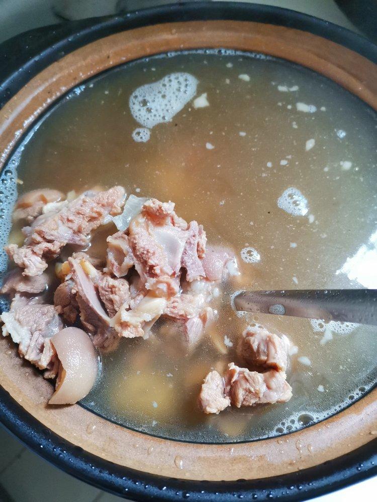 【滋补羊肉汤】