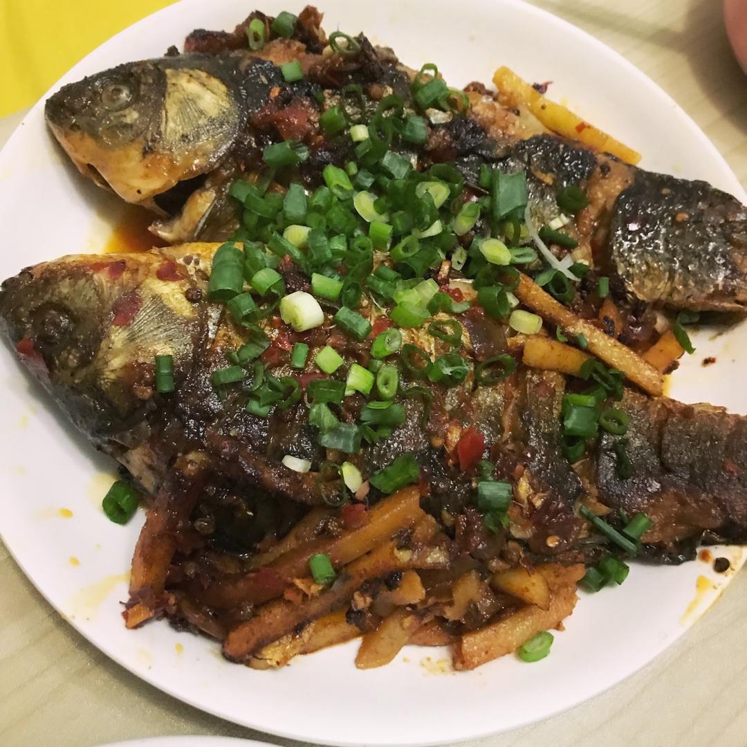干烧鲫鱼