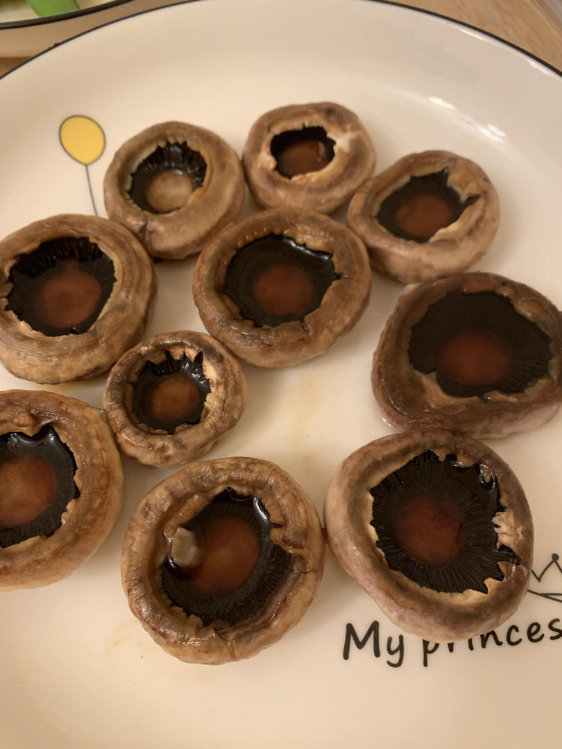 香煎口蘑  鲜的扭起来