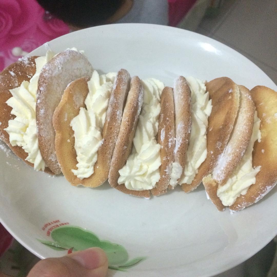 奶油元宝小蛋糕 Yuanbao Cake