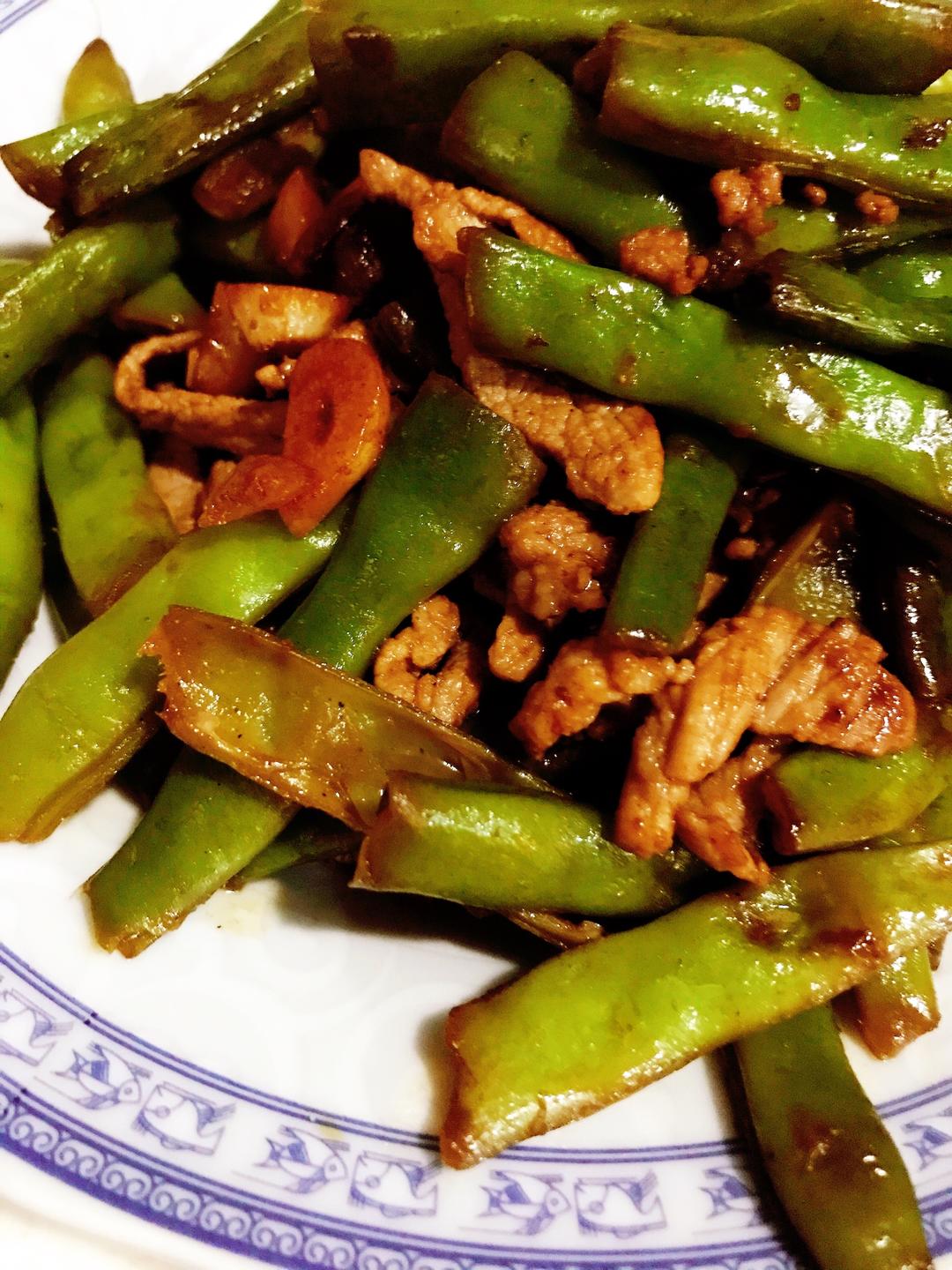豆角炒肉的做法