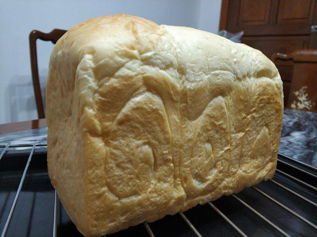 软到不知所措的牛奶卷