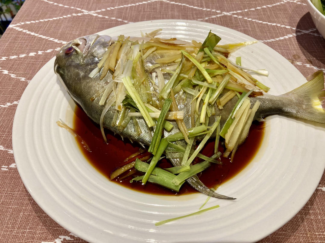 清蒸鲳鱼
