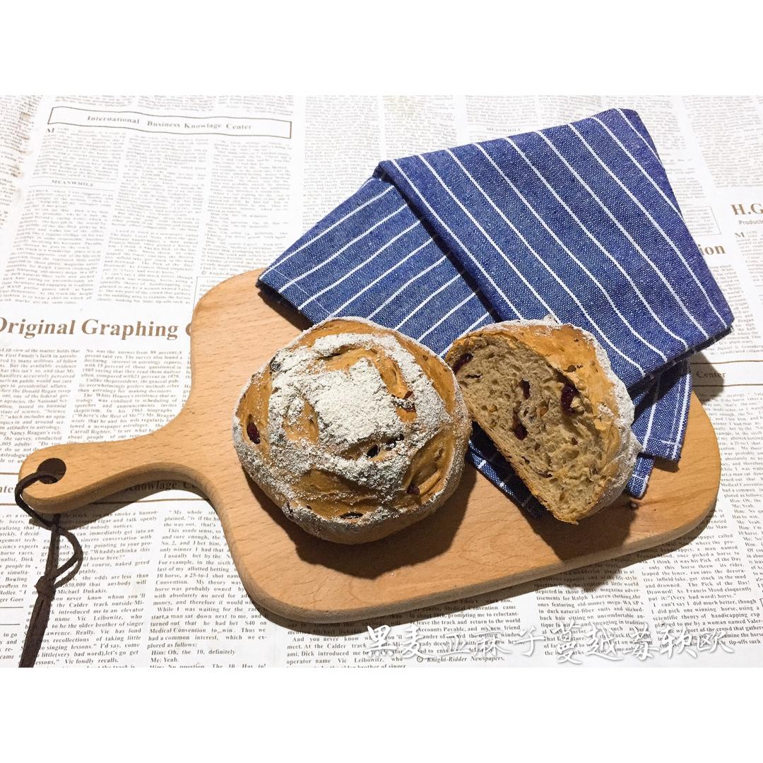 黑麦蔓越莓软欧包