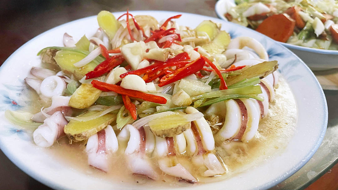 超简单清蒸鱿鱼做法