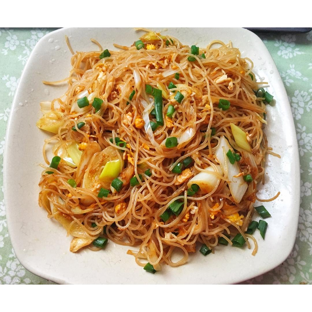 一杙一做的肉末肉丝炒粉丝