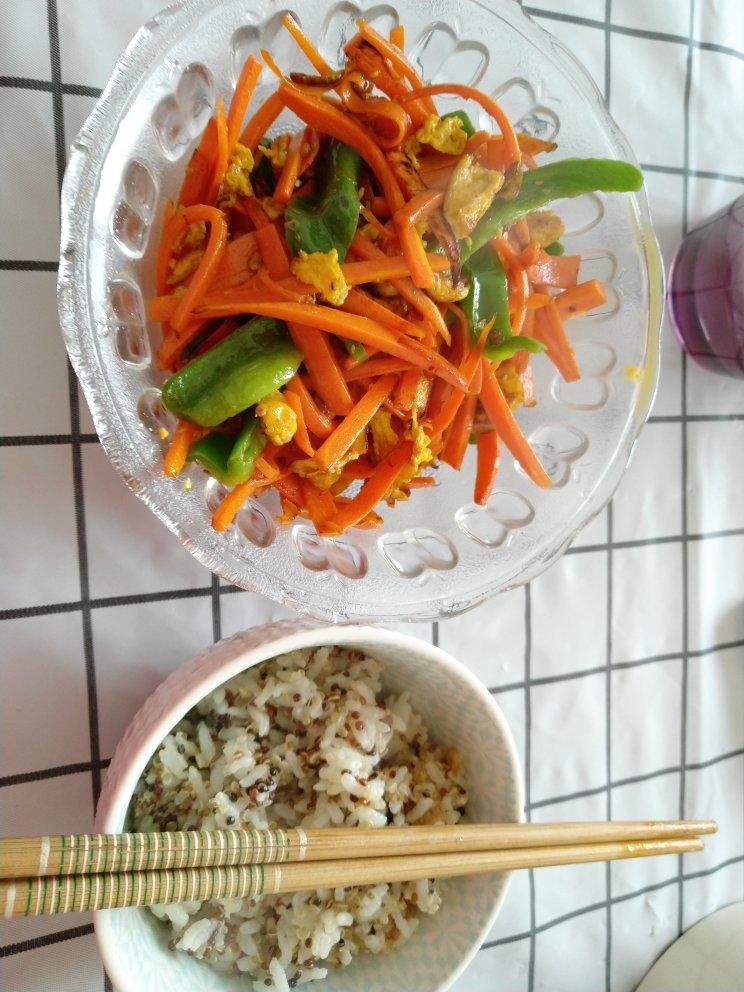 青椒鸡蛋胡萝卜
