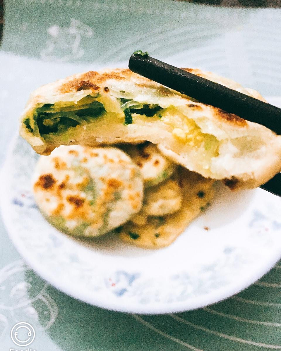 皮薄馅大～韭菜鸡蛋饼