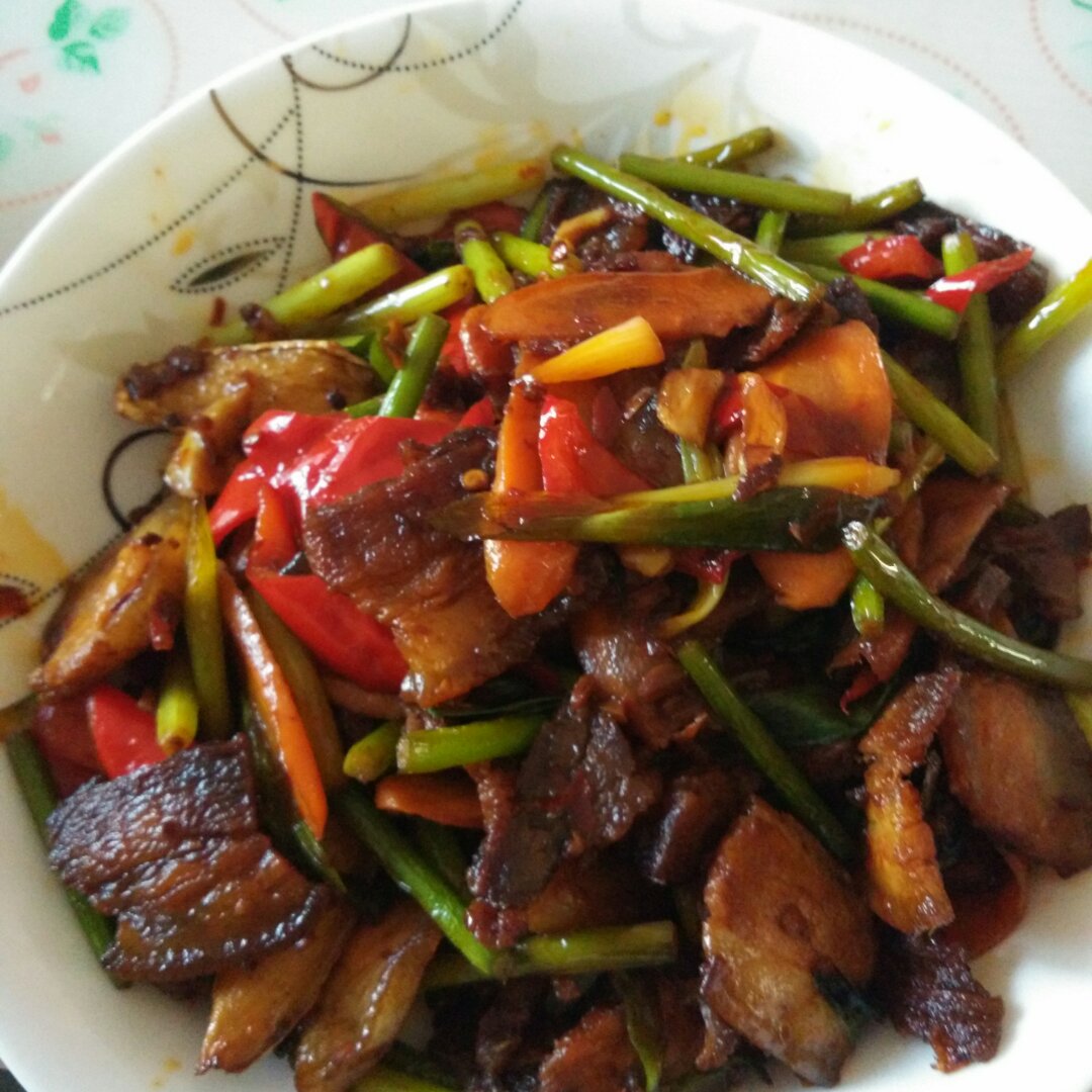 蒜苗回锅肉