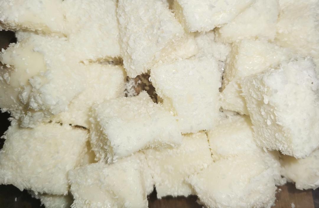 超简单！巨好吃！椰蓉牛奶小方（无需奶油炼乳）一次成功