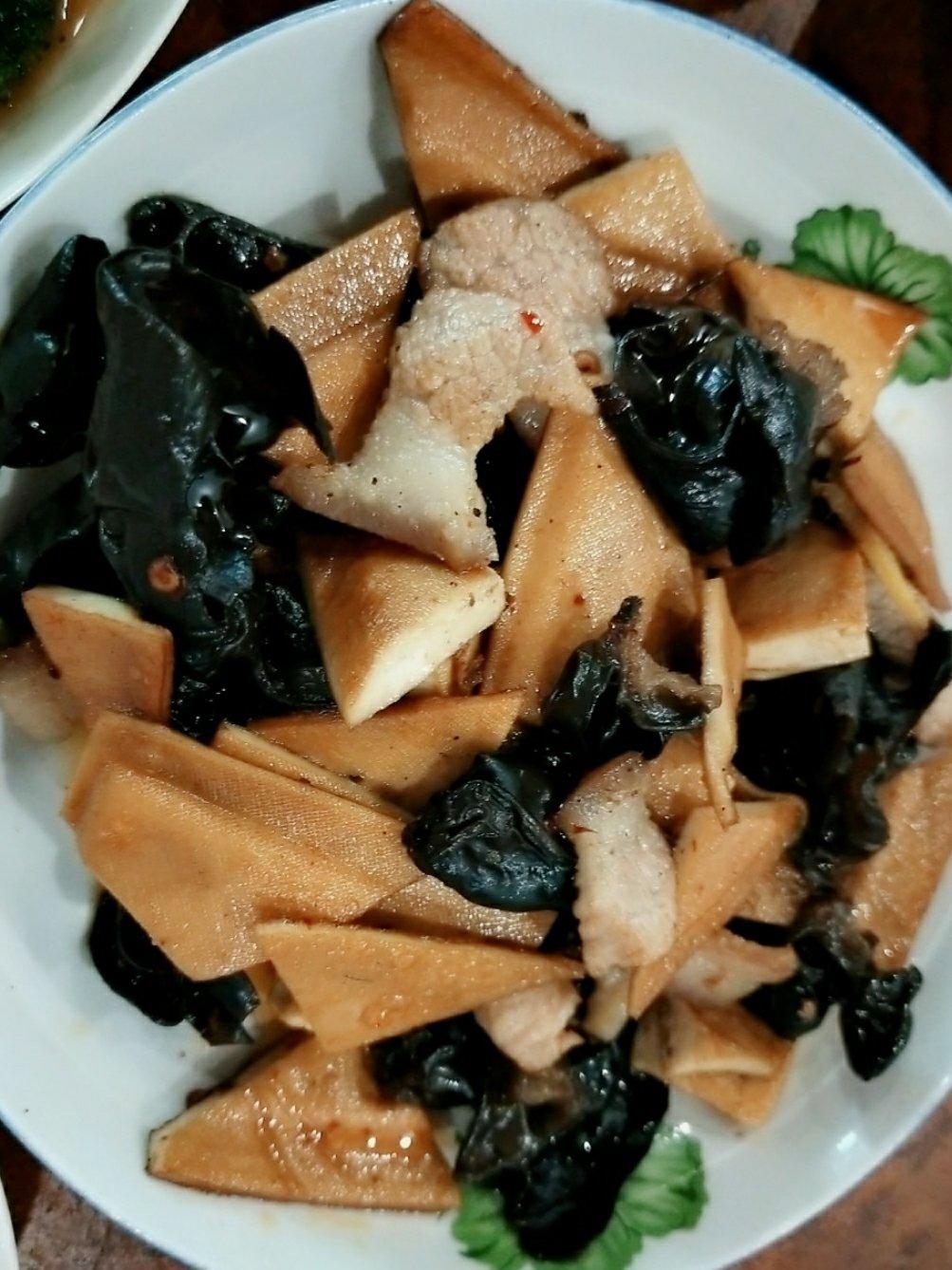 香干木耳炒肉