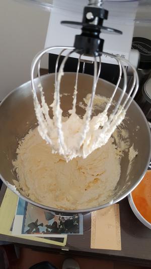秋日贴膘之核桃黄油磅蛋糕（无泡打粉版）的做法 步骤1