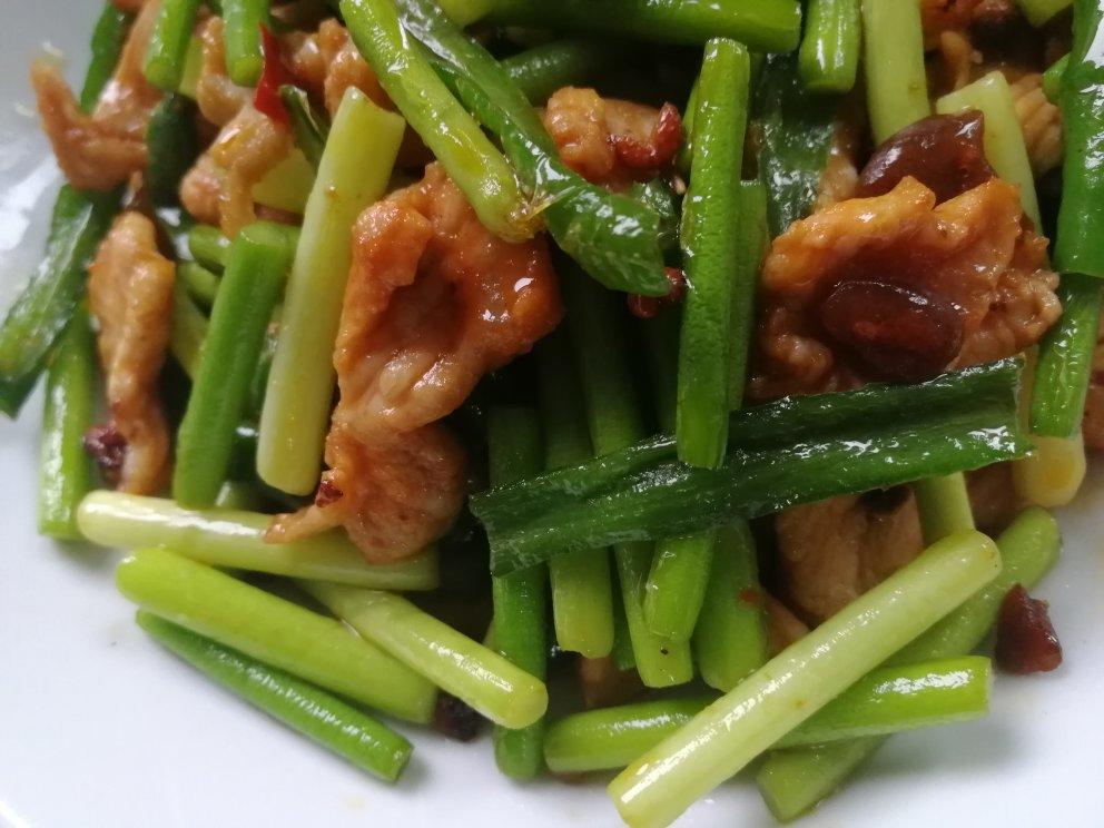 蒜薹炒肉丝