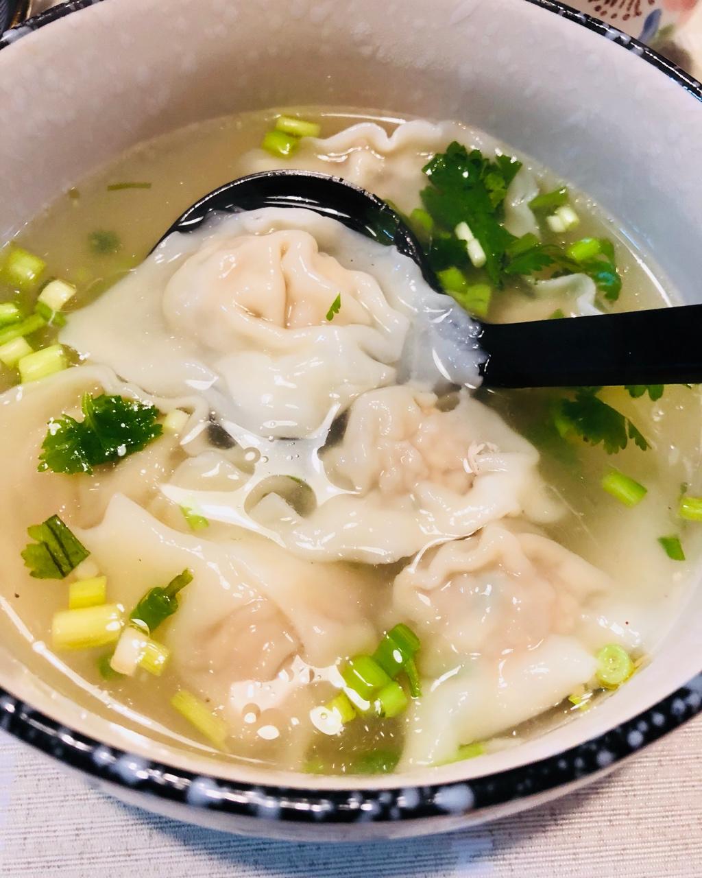 元宝馄饨的包法