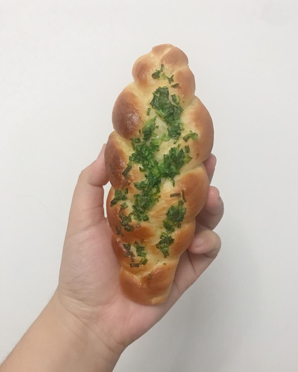 牛油香葱软面包 可以一天三顿都吃它！