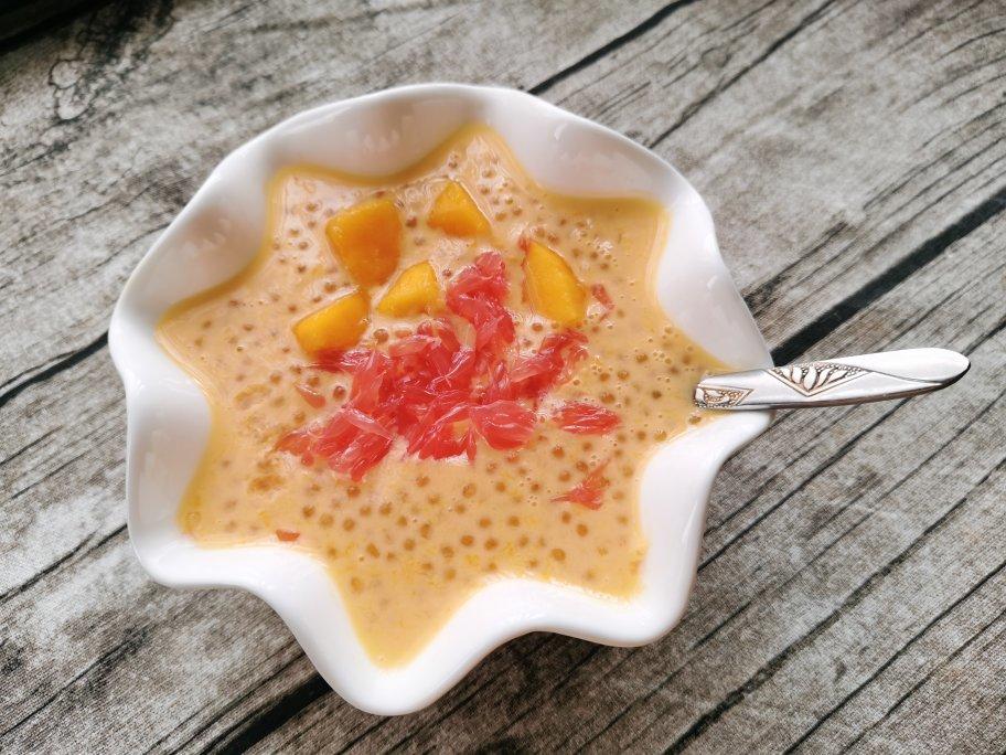 港式甜品——杨枝甘露(芒果西米露)附芒果花切法