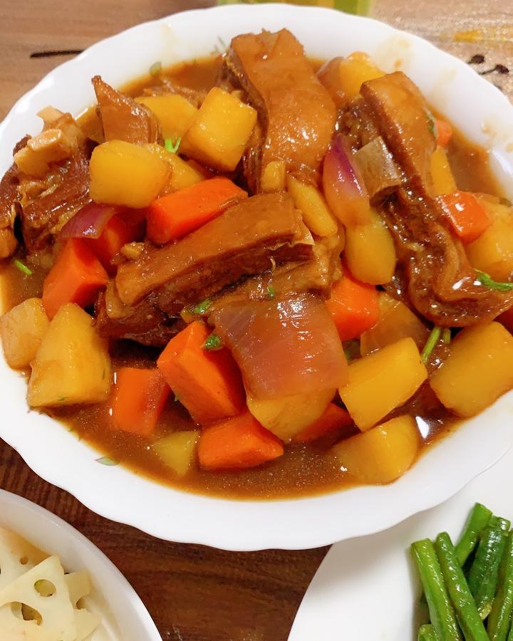 天暖之前，请吃一顿红焖羊排