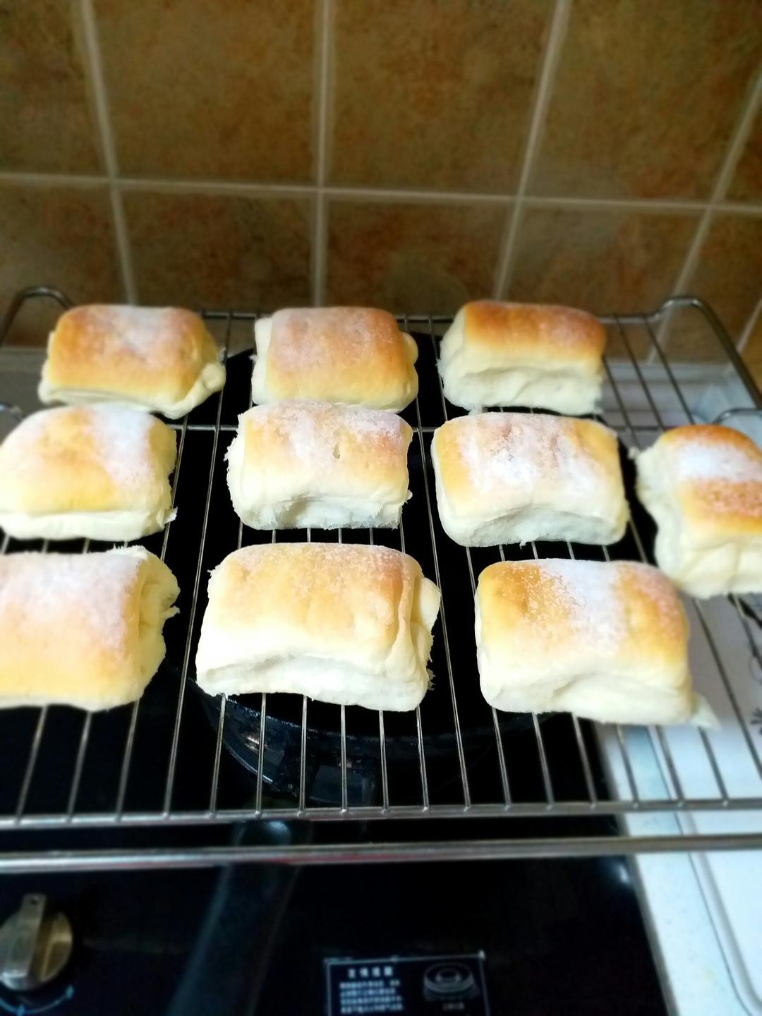 软到不知所措的牛奶卷