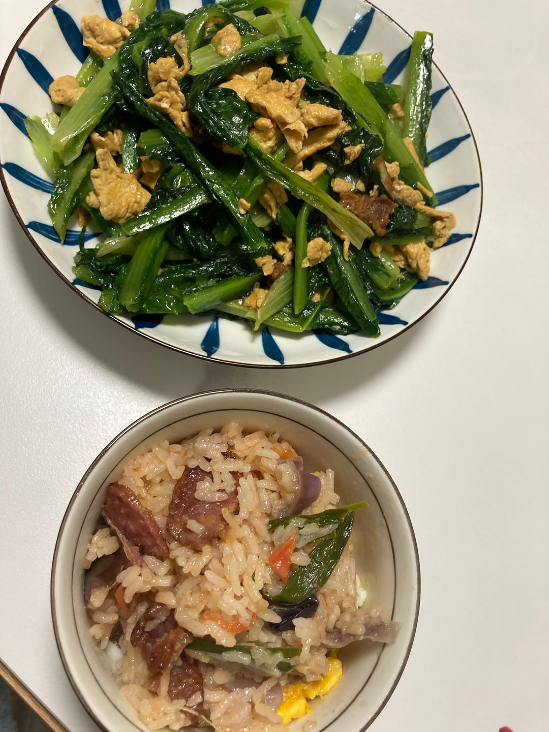 好吃到怀疑人生的懒人电饭煲茄子烧肉焖饭！巨下饭！