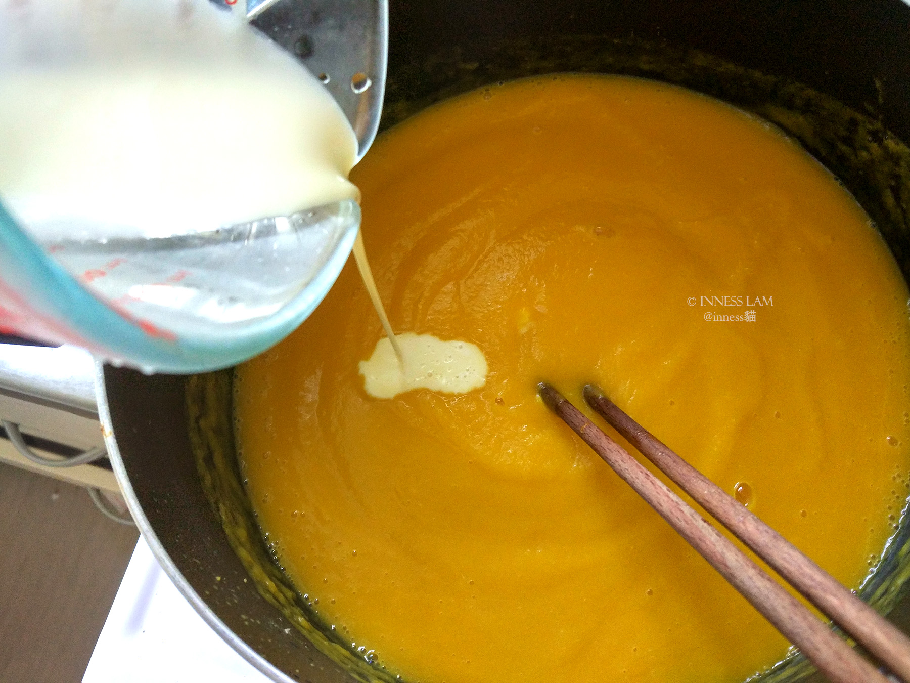 西式浓汤经典【忌廉南瓜汤】Creamy Pumpkin Soup的做法 步骤7