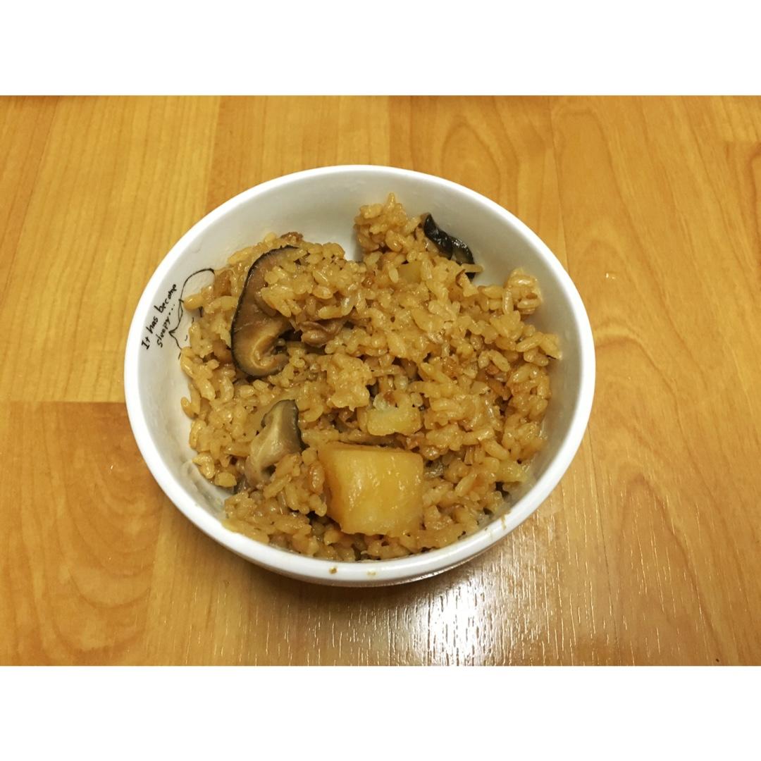 土豆焖饭（电饭锅版）