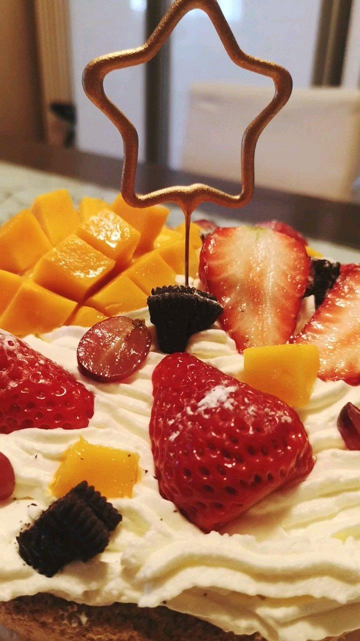 可可戚风水果裸蛋糕