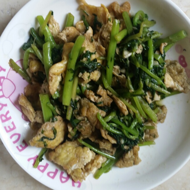 茼蒿炒鸡蛋