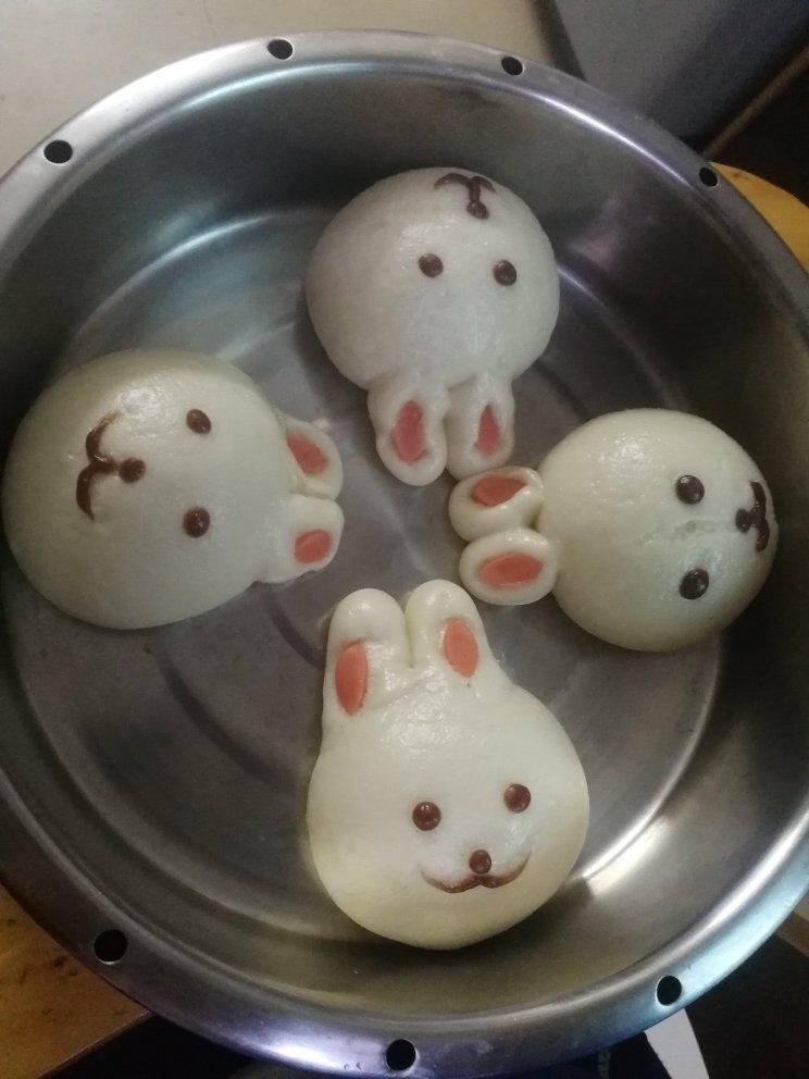 小琪琪爱曜曜做的超可爱小兔子卡通造型馒头