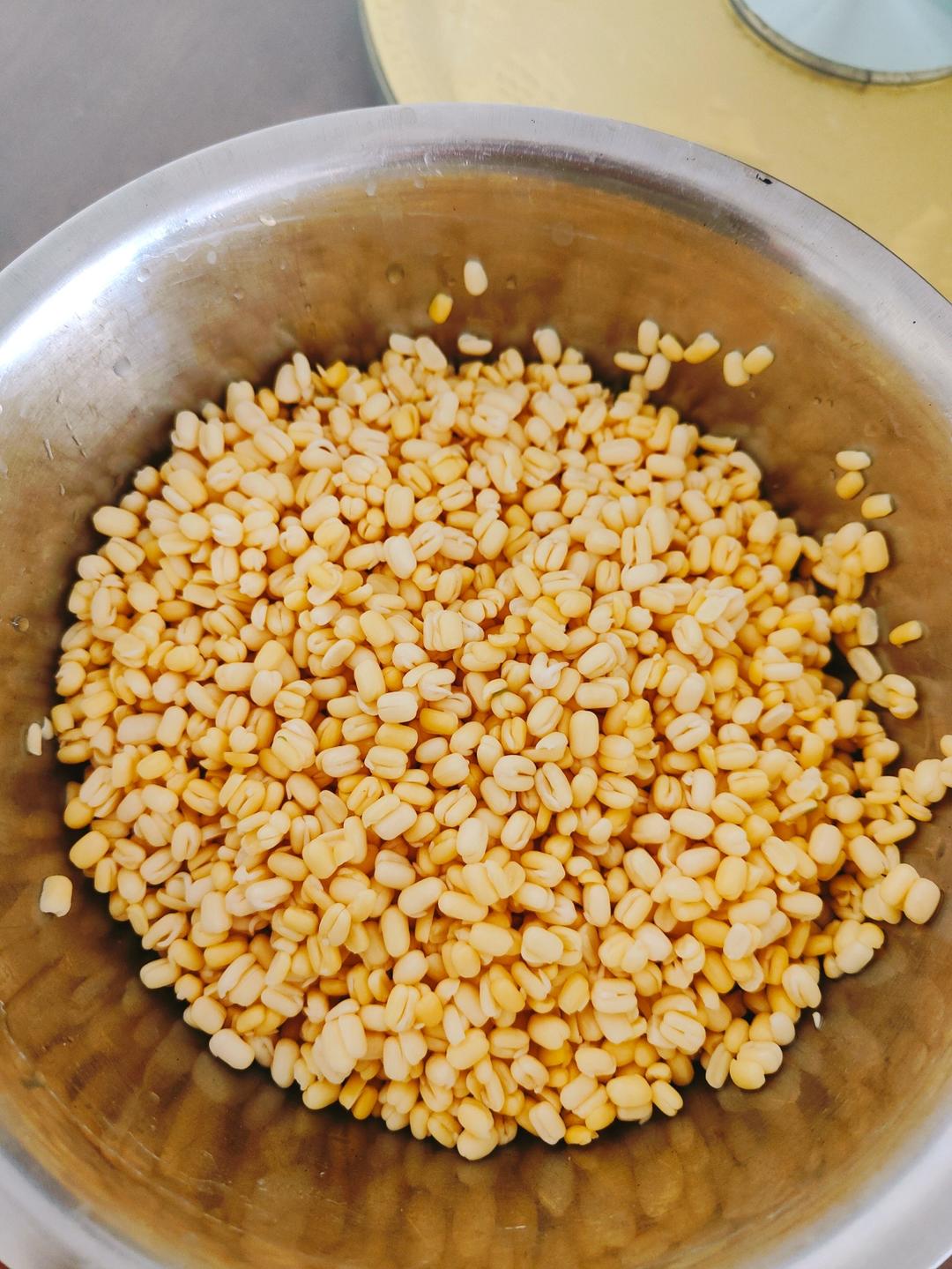 绿豆脱皮（最省劲的方法）