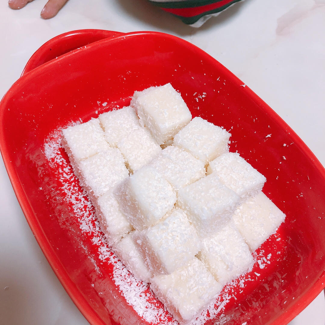 太棒啦！1个方子，做出2道口味一流的甜品！——椰奶小方&炸鲜奶