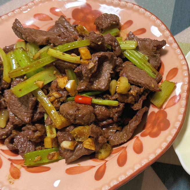 又香又嫩的小炒牛肉（巨好吃，手残党也能做）