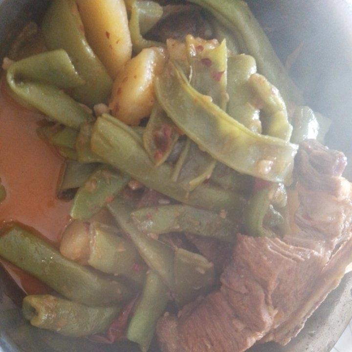 硬菜代表--排骨炖豆角土豆（豆角焖面胚子）