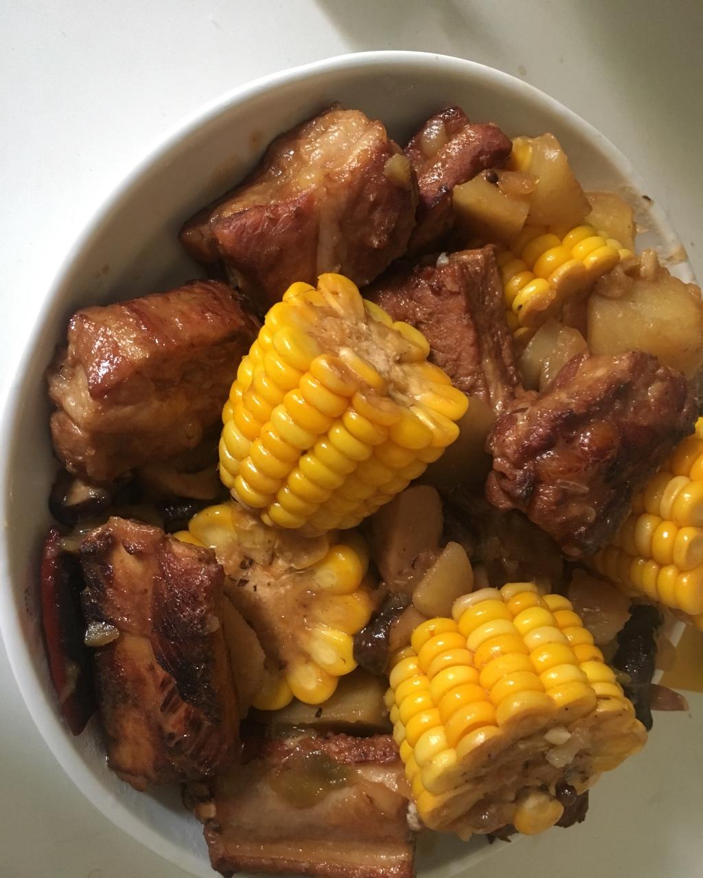 土豆炖排骨