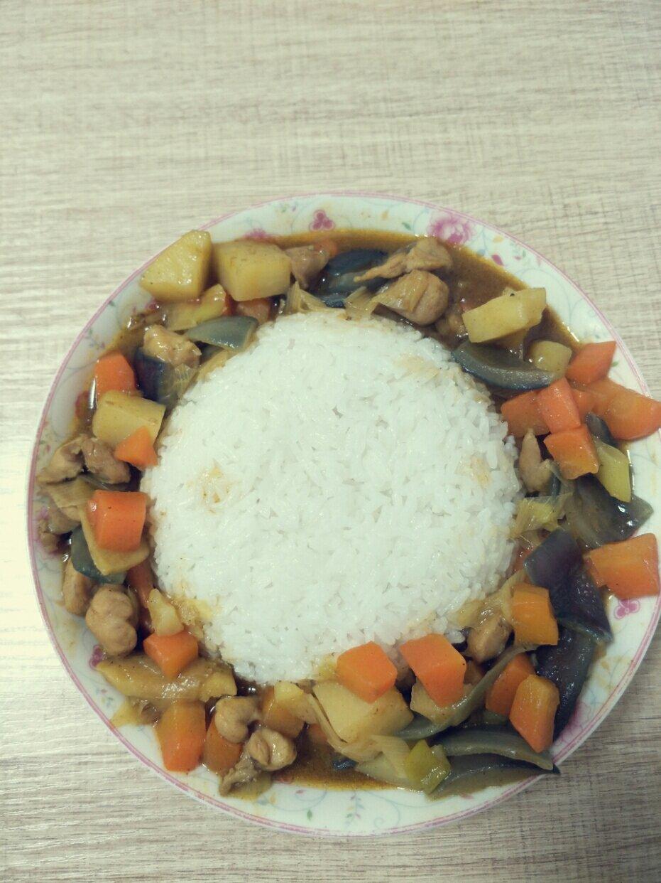 咖喱鸡肉饭