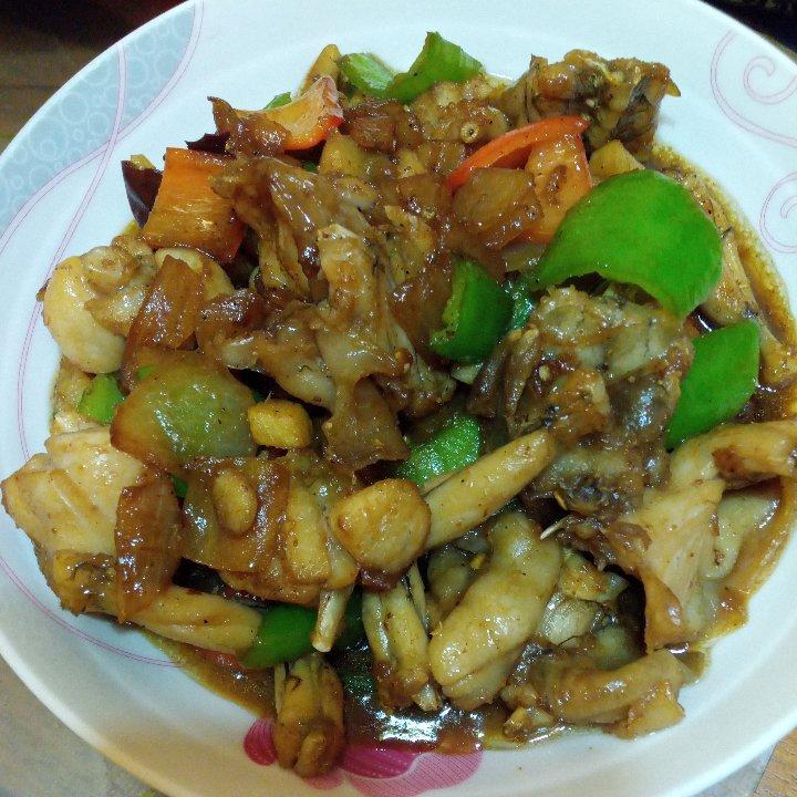 爆炒牛蛙