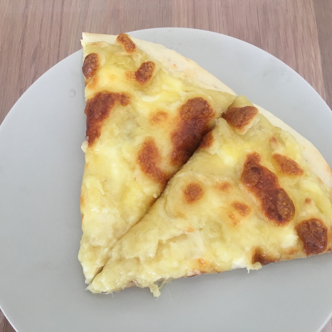 薄脆披萨（附五星酒店饼底配方）