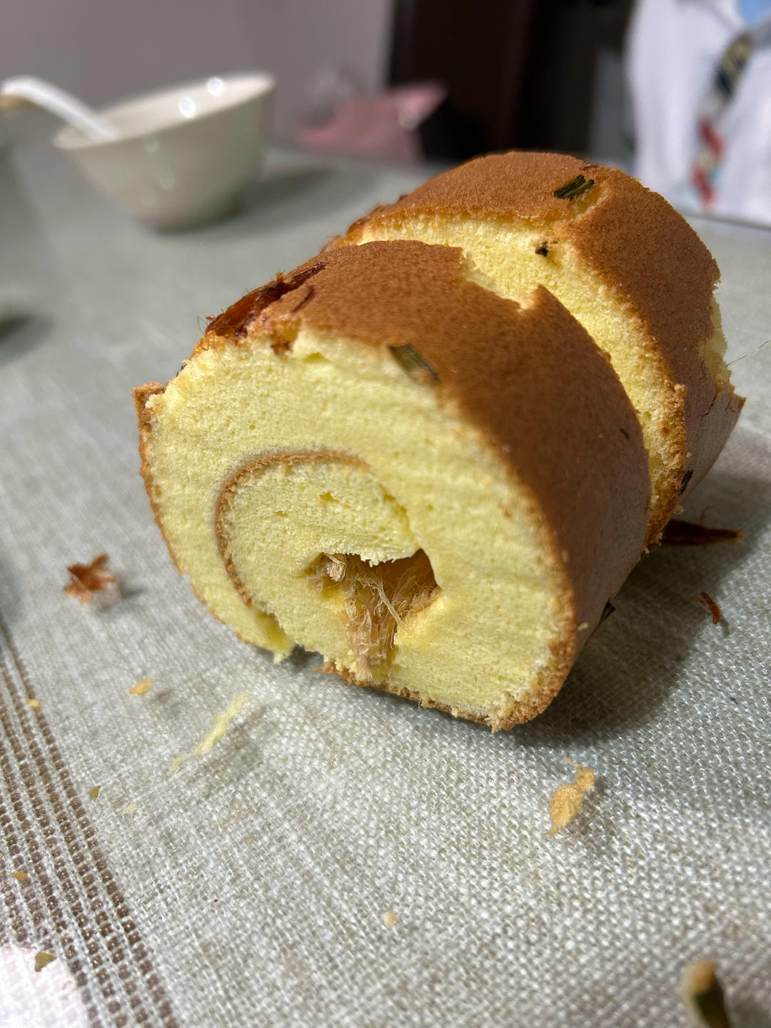 香葱肉松蛋糕卷